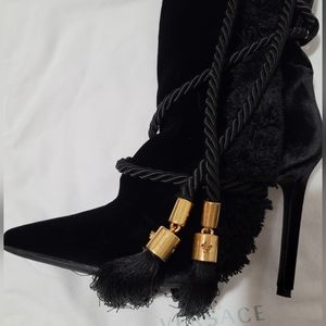 Flash sale⚡️VersaceBlack Pillow Talk 110 Braided Velvet Knee High Boots Size 36